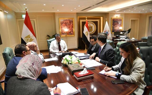 خالد عبدالغفار نائب رئيس مجلس الوزراء وزير الصحة والسكان المصري