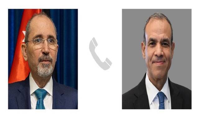 بدر عبد العاطي وزير الخارجية والهجرة المصري وأيمن الصفدي نائب رئيس الوزراء ووزير الخارجية وشئون المغتربين بالمملكة الأردنية