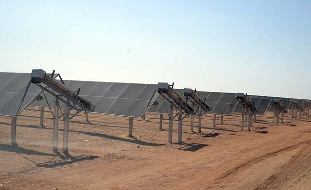 محطة "أبيدوس 1" للطاقة الشمسية بصحراء كوم أمبو