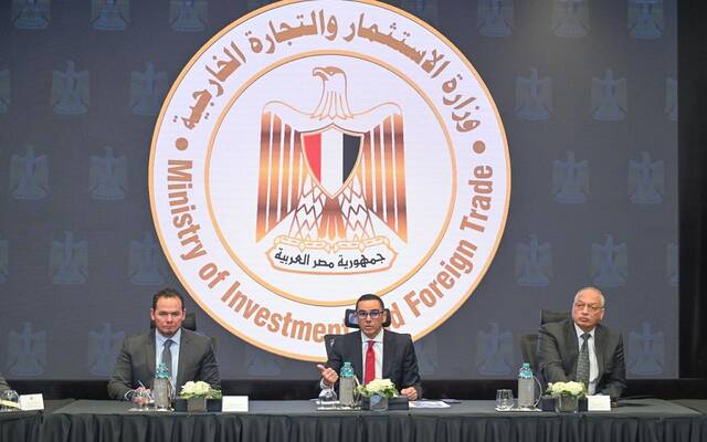 حسن الخطيب وزير الاستثمار والتجارة الخارجية