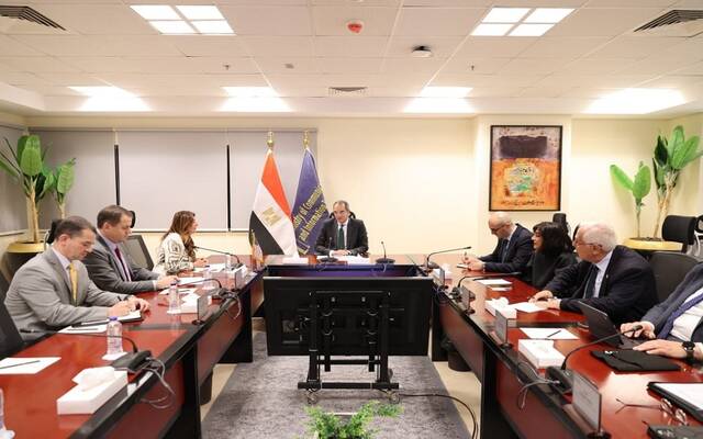 عمرو طلعت وزير الاتصالات وتكنولوجيا المعلومات في مصر وهيرو مصطفى غارغ سفيرة الولايات المتحدة الأمريكية