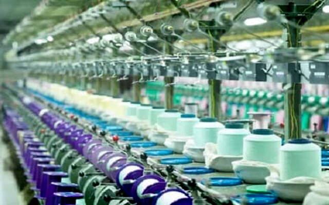 خطوط الإنتاج بالشركة