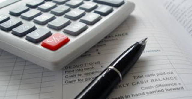 Al Rakaez Investment pays Commercial bank loan early