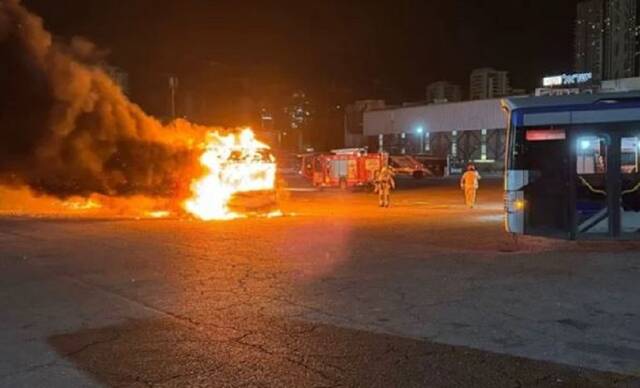 انفجار الحافلة