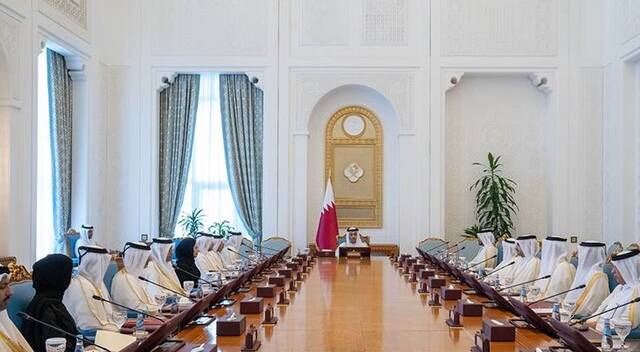 خلال اجتماع مجلس الوزراء القطري