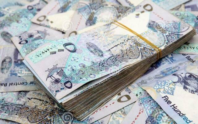 سعر صرف الريال القطري أمام عملات عربية وأجنبية