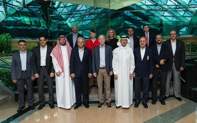 خلال زيارة وزير الطاقة الأمريكي شركة أرامكو السعودية بصحبة الأمير عبدالعزيز بن سلمان