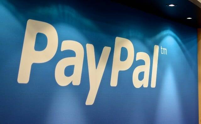 "PayPal" تطلق عملتها المستقرة المدعومة بالدولار الأمريكي