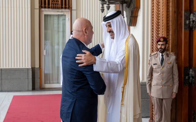 خلال الاستقبال