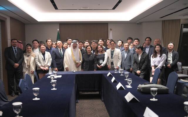 على هامش انعقاد طاولة مستديرة بحضور وزير الاستثمار خالد الفالح مع الشركات الكورية الريادية