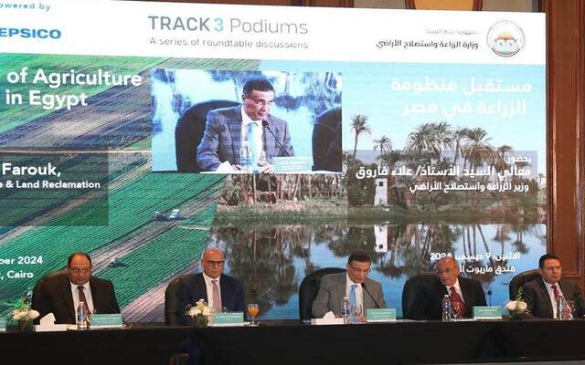 علاء فاروق وزير الزراعة واستصلاح الأراضي