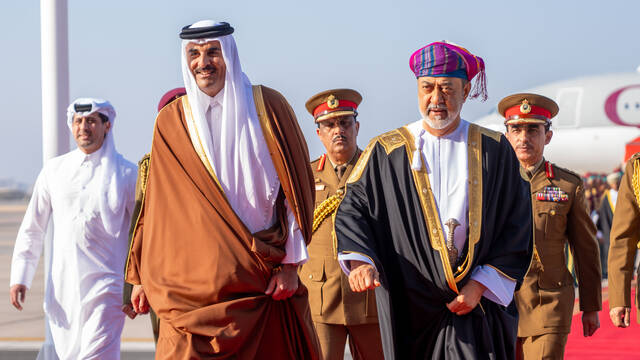خلال وصول أمير قطر إلى سلطنة عمان