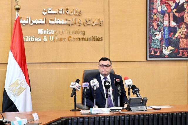 شريف الشربيني وزير الإسكان والمرافق والمجتمعات العمرانية