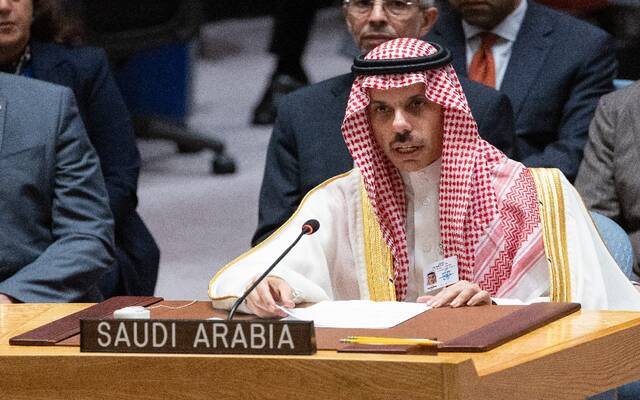 وزير الخارجية الأمير فيصل بن فرحان