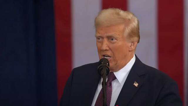 الرئيس الأمريكي المنتخب دونالد ترامب خلال تنصيبه