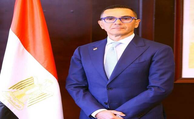 حسن الخطيب وزير الاستثمار والتجارة الخارجية