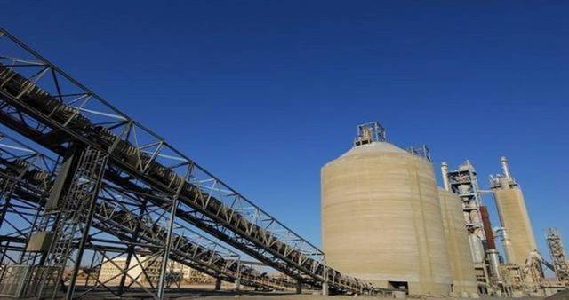 شركة الشارقة للأسمنت والتنمية الصناعية