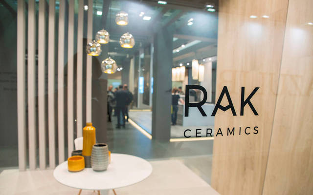 The company's revenues recorded AED 592.8 million in Q1