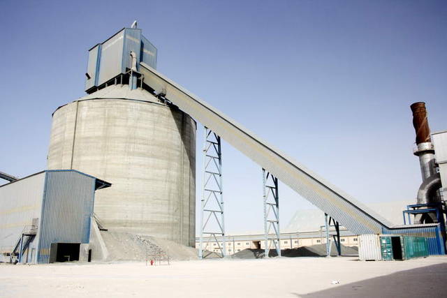 Al Khalij Cement inks deal for cement supply
