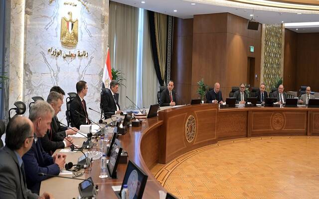 اجتماع مصطفى مدبولي رئيس مجلس الوزراء المصري مع بوروت باهور رئيس جمهورية سلوفينيا السابق
