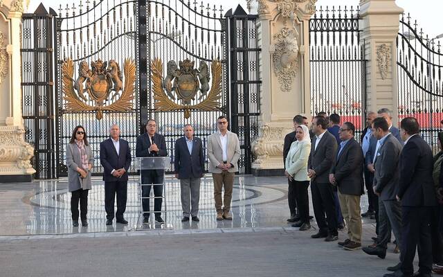 مصطفى مدبولي رئيس مجلس الوزراء المصري يدلي بتصريحات تليفزيونية في بورسعيد