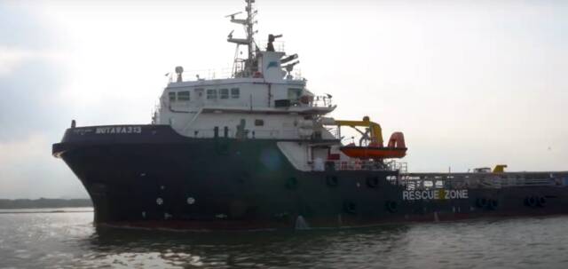 استقبال السفن الحربية