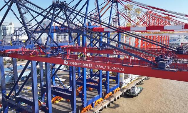 AD Ports to receive Panamax cranes for new terminal in Egypt