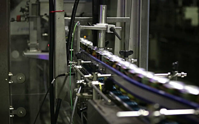 خطوط إنتاج عبوات المياه الغازية