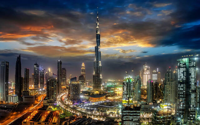 يمتلك مشاهير عالميين عقارات سكنية في دبي