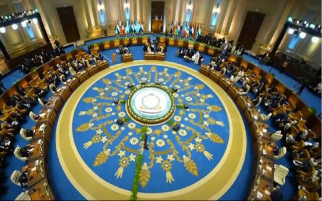 القمة العربية الطارئة في القاهرة