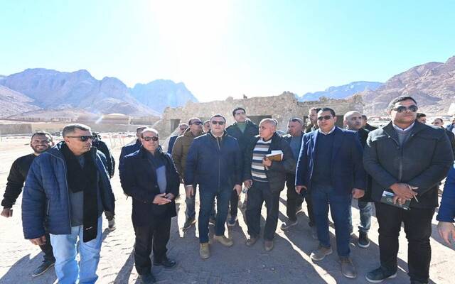 شريف الشربيني وزير الإسكان والمرافق والمجتمعات العمرانية المصري خلال جولته التفقدية بمشروع تطوير موقع التجلي الأعظم