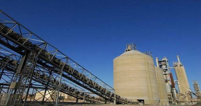 الشارقة للأسمنت