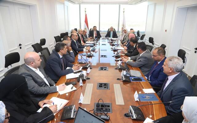 حسن الخطيب وزير الاستثمار والتجارة الخارجية وعلاء فاروق وزير الزراعة واستصلاح الأراضي