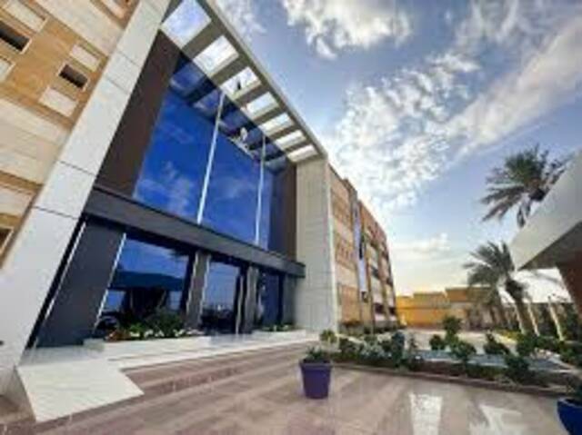 مبنى تابع لشركة المحافظة للتعليم