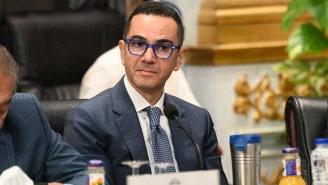 حسن الخطيب وزير الاستثمار والتجارة الخارجية المصري