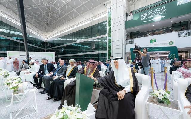 خلال تدشين مصنعين لإنتاج الدواجن والأعلاف بالرياض